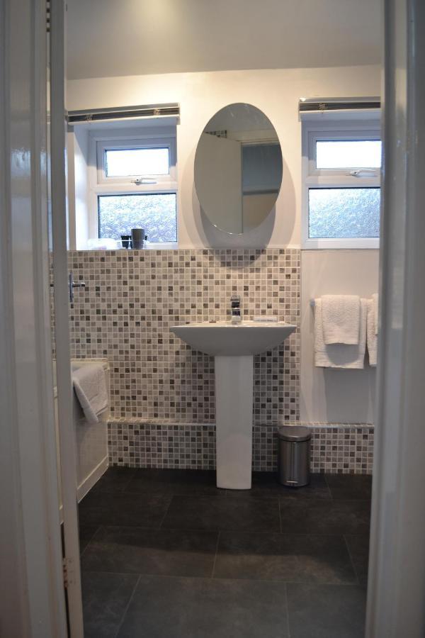 Entire 3 Bedroom House Near Caerphilly Station מראה חיצוני תמונה