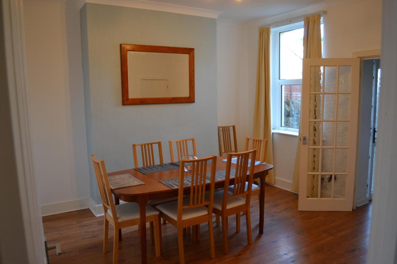 Entire 3 Bedroom House Near Caerphilly Station מראה חיצוני תמונה