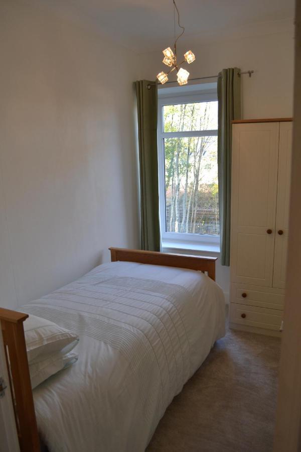 Entire 3 Bedroom House Near Caerphilly Station מראה חיצוני תמונה